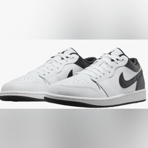 Nike Men's Air Jordan 1 Low Sneakers Men's Size 11 MSRP $124.99